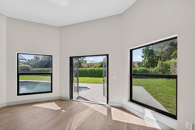 18240 SE Heritage Drive, Tequesta, FL 33469