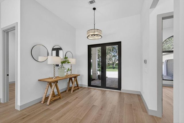 18240 SE Heritage Drive, Tequesta, FL 33469