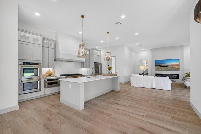 18240 SE Heritage Drive, Tequesta, FL 33469