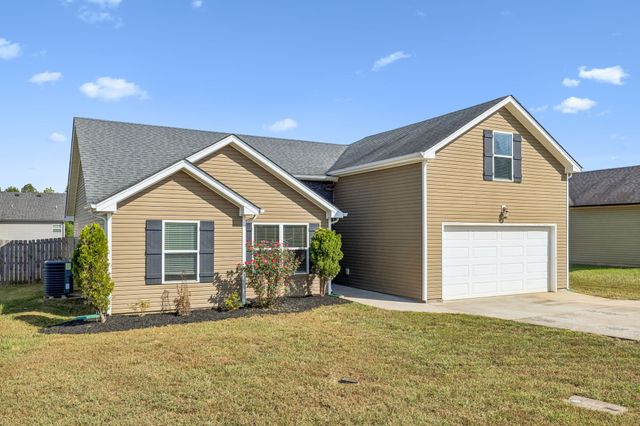1115 Freedom Dr, Clarksville, TN 37042