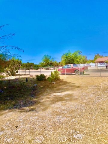 9327 9th, Hesperia, CA 92345