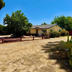 9327 9th, Hesperia, CA 92345