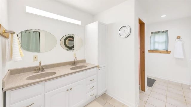 2465 Ryan Drive, Alvin, TX 77511