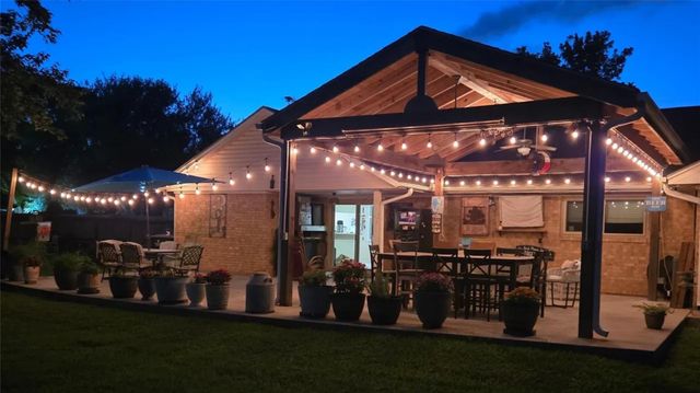 2465 Ryan Drive, Alvin, TX 77511