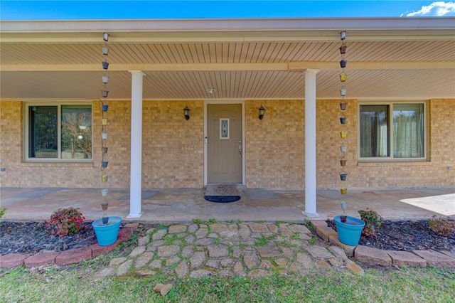 2465 Ryan Drive, Alvin, TX 77511