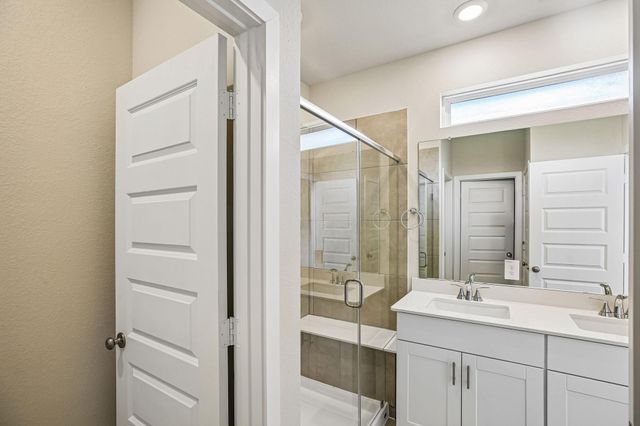 633 Sand Dollar Drive, Kemah, TX 77565