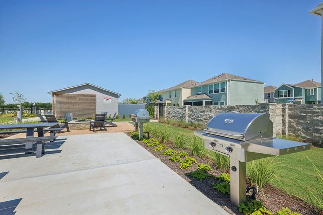 633 Sand Dollar Drive, Kemah, TX 77565