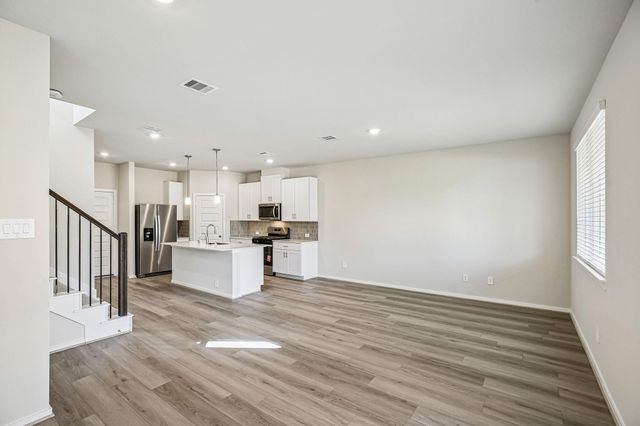 633 Sand Dollar Drive, Kemah, TX 77565