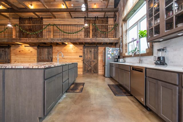 4160 Lexington Road, Harrodsburg, KY 40330