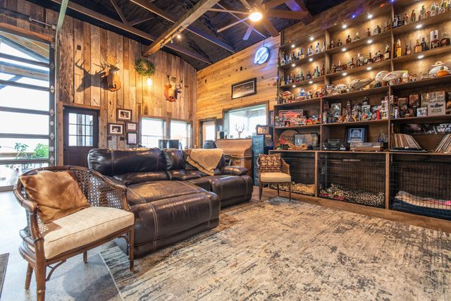 4160 Lexington Road, Harrodsburg, KY 40330