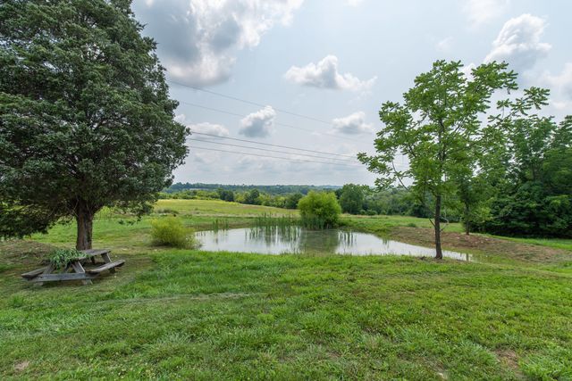 4160 Lexington Road, Harrodsburg, KY 40330