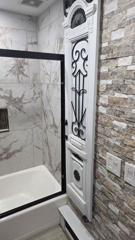 11129 S 84th Avenue 3B, Palos Hills, IL 60465