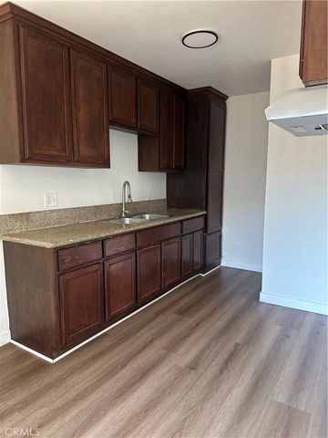 3297 Tenaya, Lynwood, CA 90262
