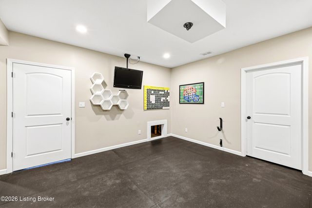 11513 Garden Cove Ct, Louisville, KY 40291