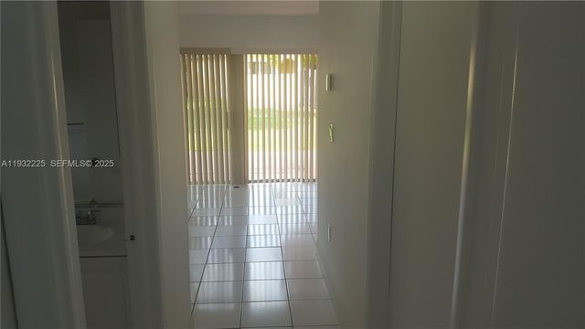 11860 SW 92nd Ln, Miami, FL 33186