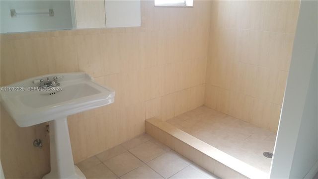 11860 SW 92nd Ln, Miami, FL 33186