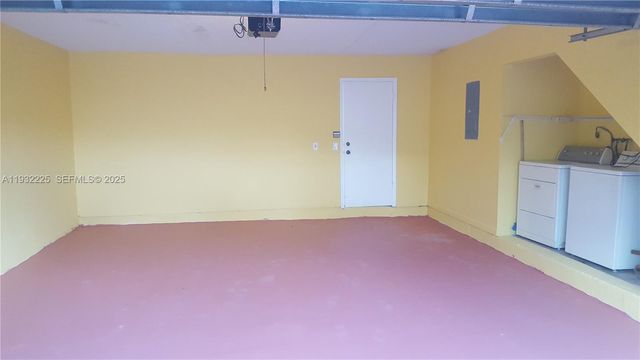 11860 SW 92nd Ln, Miami, FL 33186