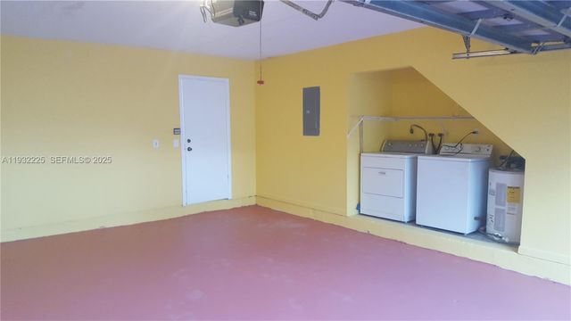 11860 SW 92nd Ln, Miami, FL 33186