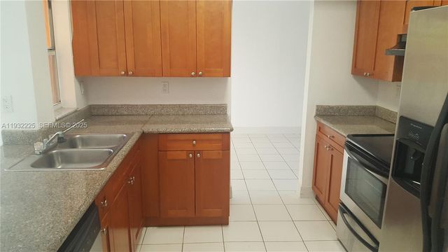 11860 SW 92nd Ln, Miami, FL 33186