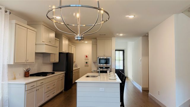 213 Scottish Way, Mansfield, TX 76063