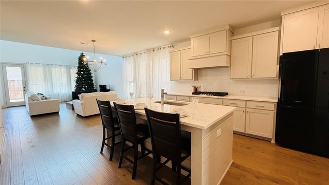 213 Scottish Way, Mansfield, TX 76063