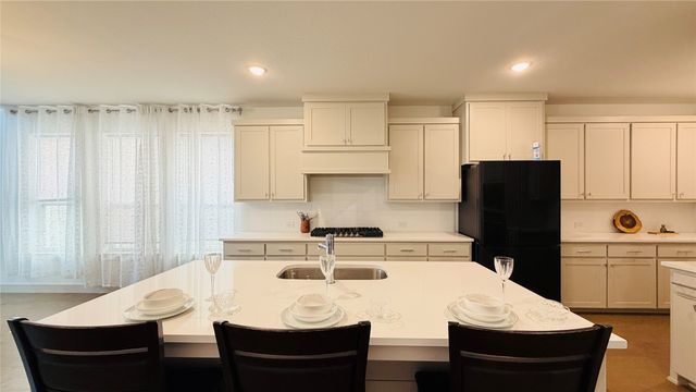 213 Scottish Way, Mansfield, TX 76063