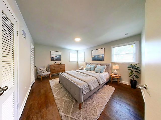 5544 Oakdale Drive, Oak Lawn, IL 60453