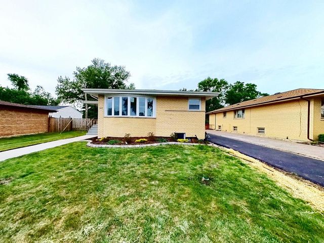 5544 Oakdale Drive, Oak Lawn, IL 60453