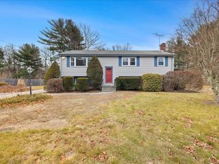 114 Powell St, Stoughton, MA 02072