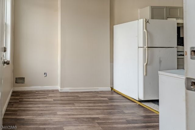 324 14Th Ave, Newark City, NJ 07103