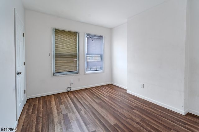 324 14Th Ave, Newark City, NJ 07103