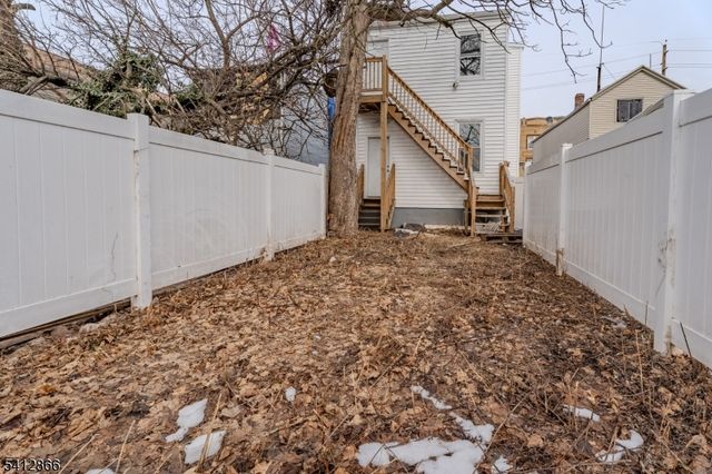 324 14Th Ave, Newark City, NJ 07103