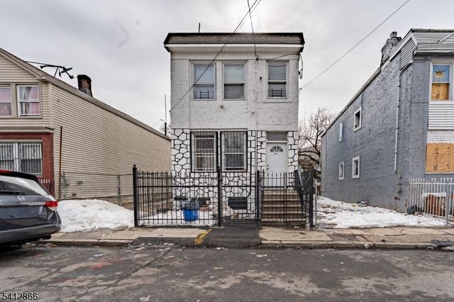 324 14Th Ave, Newark City, NJ 07103