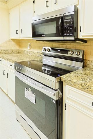 3208 Kiwi Avenue, Mcallen, TX 78504