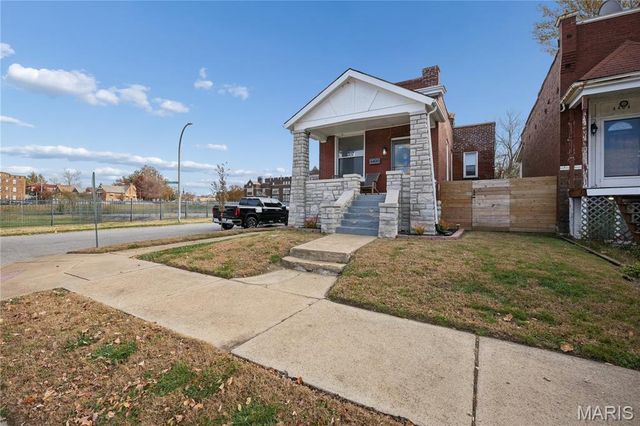 4400 Tennessee Avenue, St Louis, MO 63111