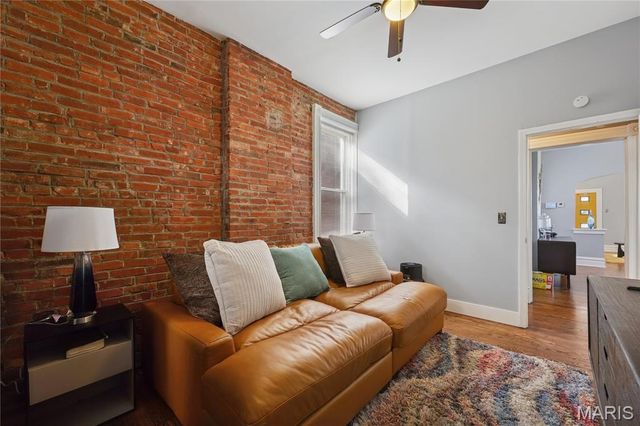 4400 Tennessee Avenue, St Louis, MO 63111