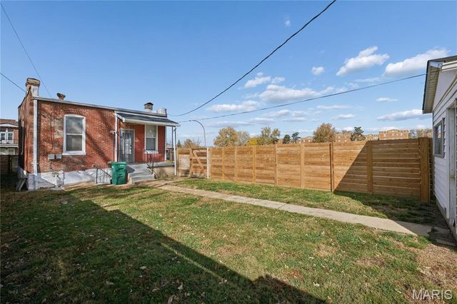 4400 Tennessee Avenue, St Louis, MO 63111