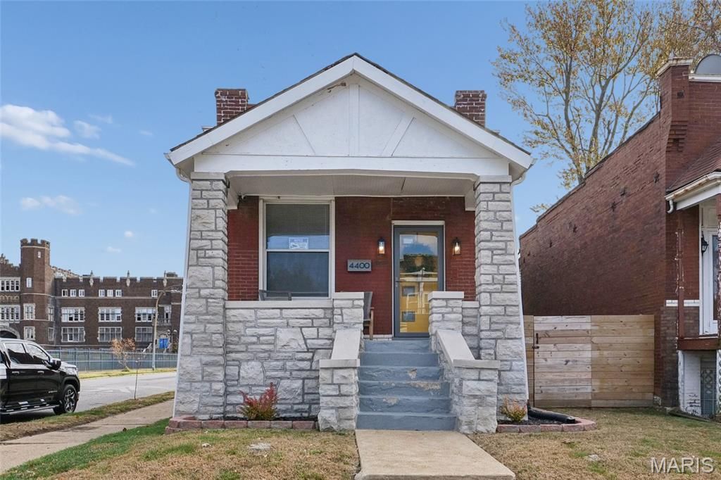 4400 Tennessee Avenue, St Louis, MO 63111