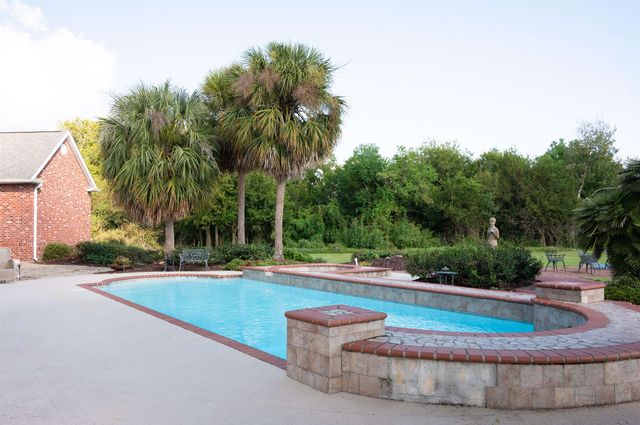 17609 La Hwy 3235, Galliano, LA 70354