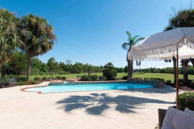 17609 La Hwy 3235, Galliano, LA 70354