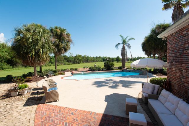 17609 La Hwy 3235, Galliano, LA 70354