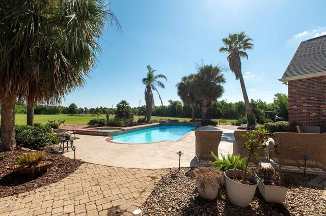 17609 La Hwy 3235, Galliano, LA 70354