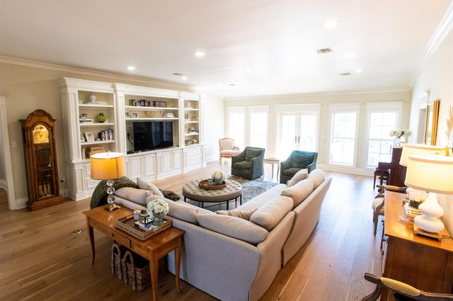 17609 La Hwy 3235, Galliano, LA 70354