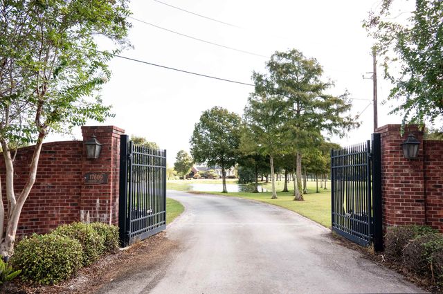 17609 La Hwy 3235, Galliano, LA 70354