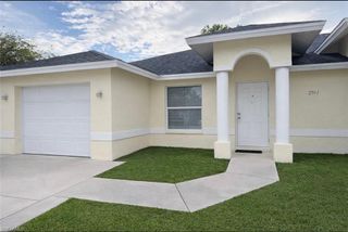 2541 55th TER SW, Naples, FL 34116