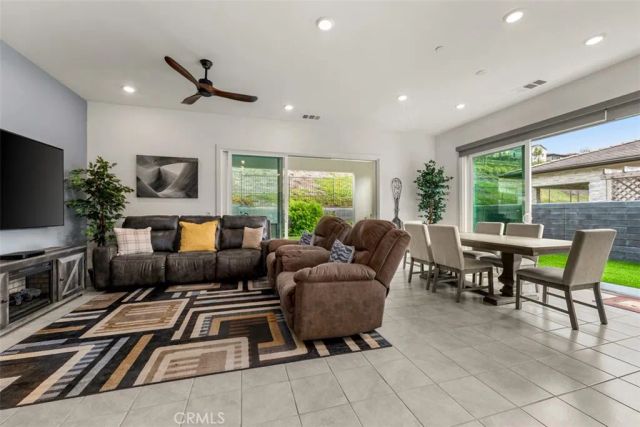 405 Sunrise, Rancho Mission Viejo, CA 92694