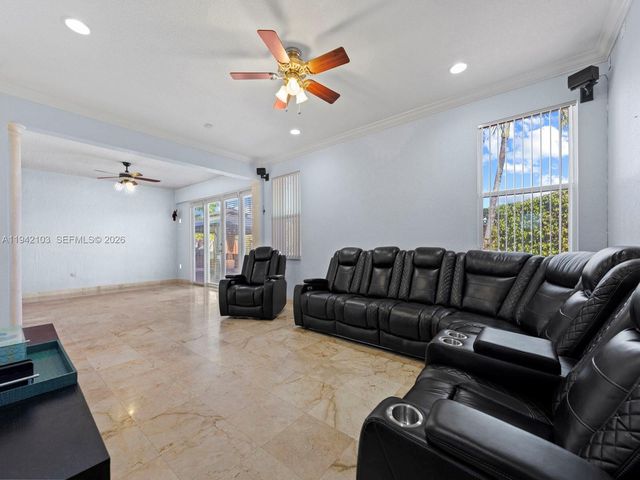 16421 SW 64th Ter, Miami, FL 33193