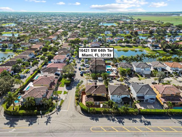 16421 SW 64th Ter, Miami, FL 33193