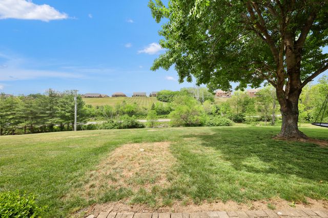3024 Woodfield Circle, Richmond, KY 40475