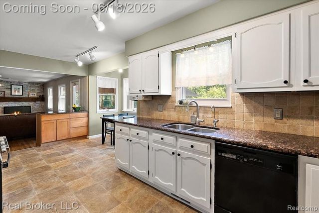 6339 Westwego Drive, Brighton, MI 48116